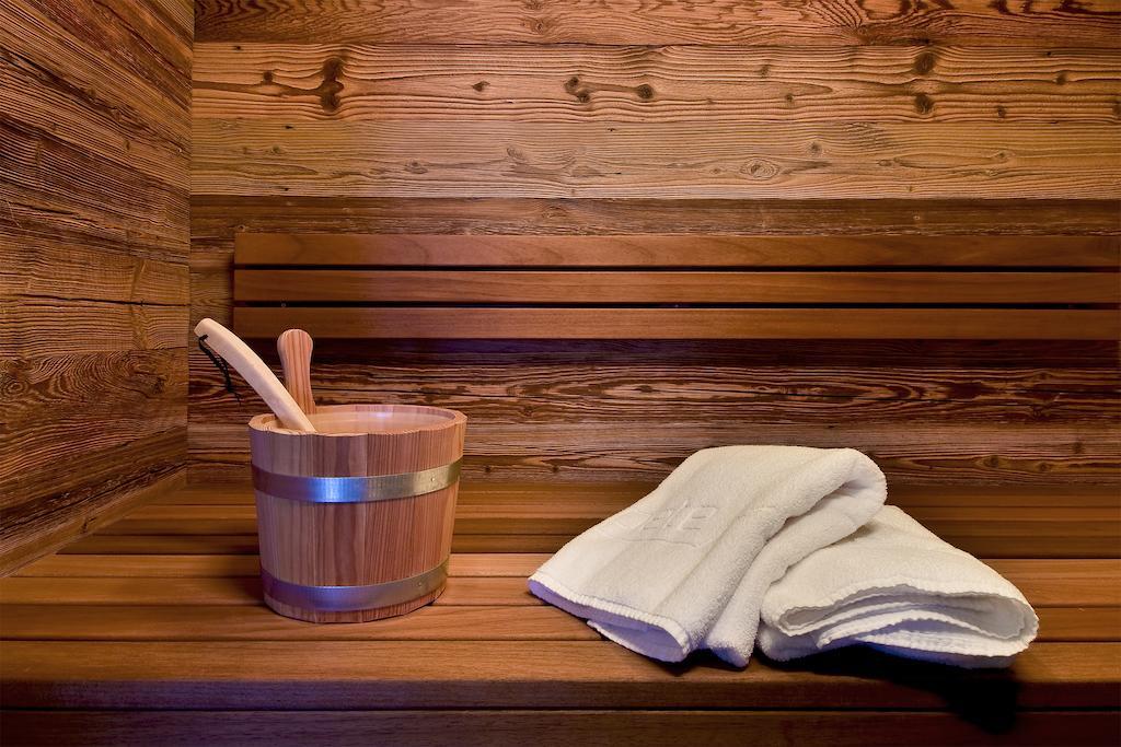 Pete Alpine Boutique Hotel - Klein Und Fein - Private Spa Suiten Und Zimmer Σανκτ Αντόν αμ Άλμπεργκ Δωμάτιο φωτογραφία